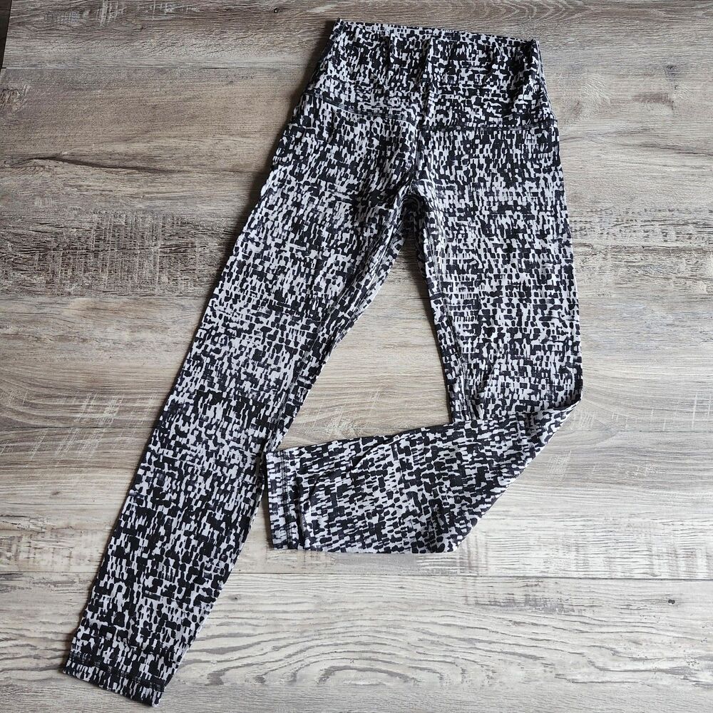 (4) Lululemon Align Pant II 25"